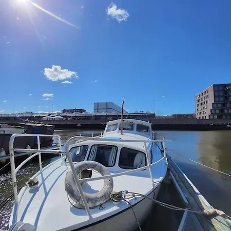 Hollaendisches Kajuetboot Nixe * Bremen