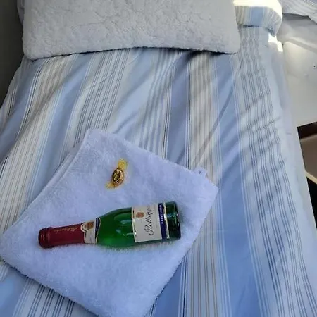 Hollaendisches Kajuetboot Nixe Brema