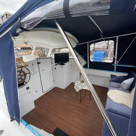 Botel Hollaendisches Kajuetboot Nixe *